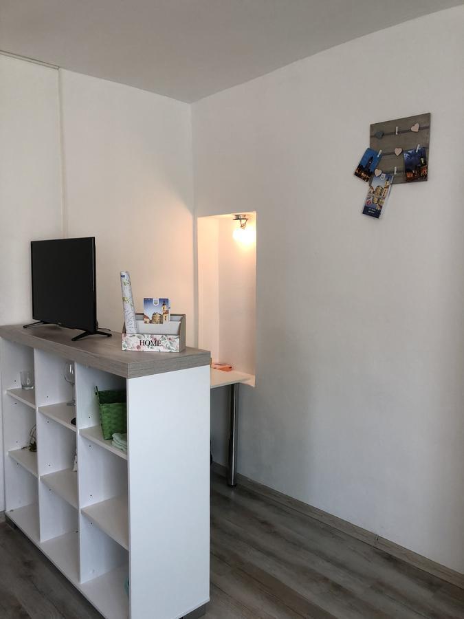 Queen'S Studio Sibiu Luaran gambar